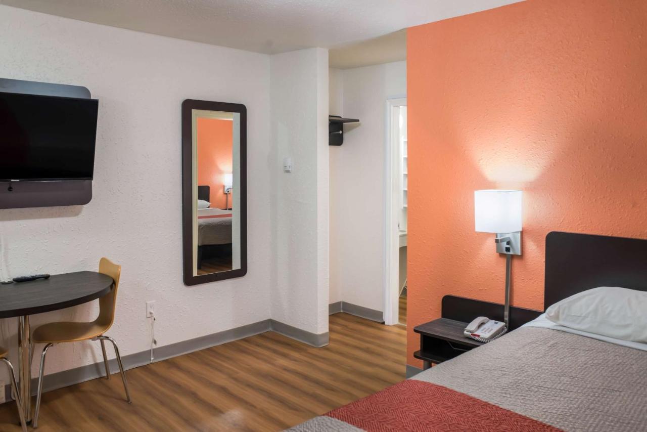 Motel 6-Fort St. John, Bc מראה חיצוני תמונה